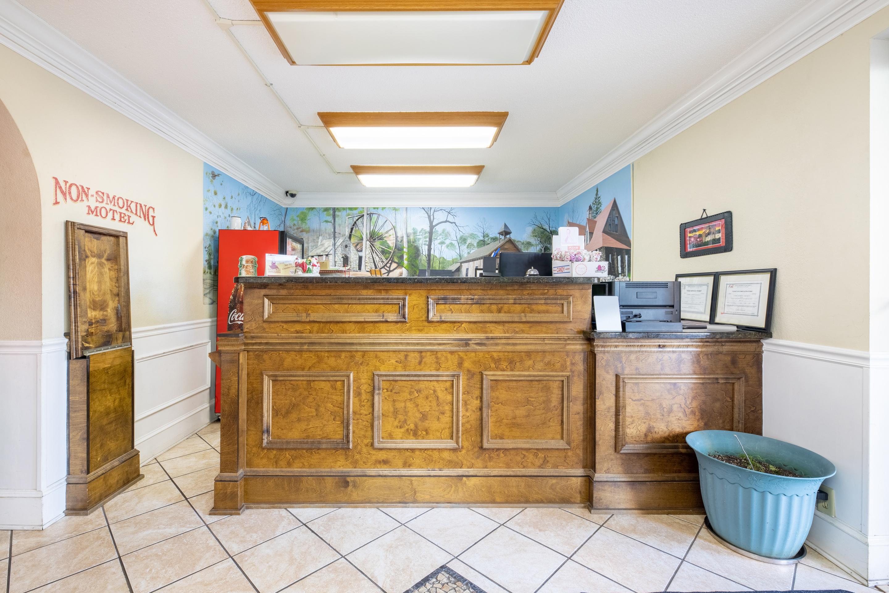 Oyo Hotel Rome Ga Historic District Экстерьер фото